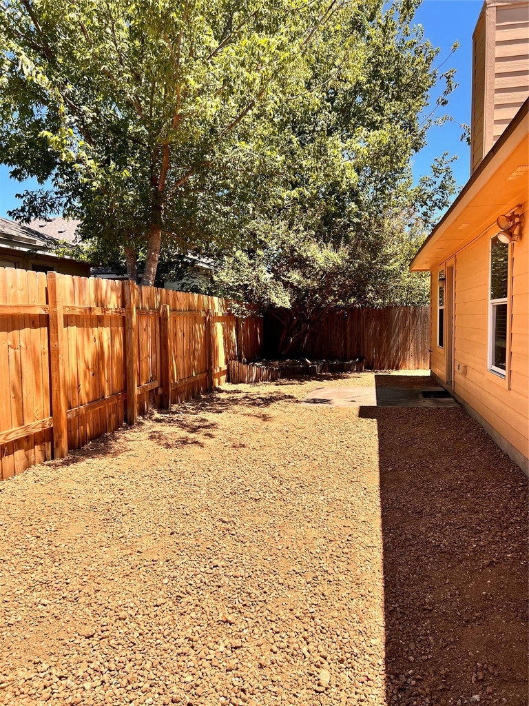 1083 Zeus Cir - Photo 31