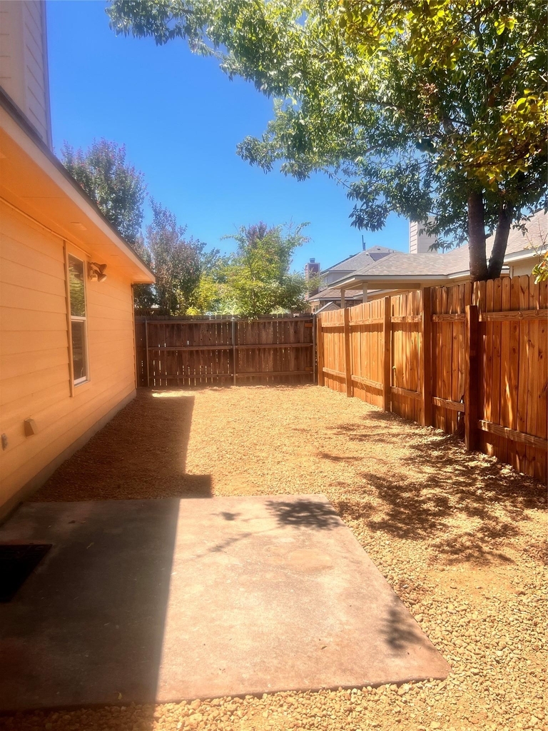 1083 Zeus Cir - Photo 30