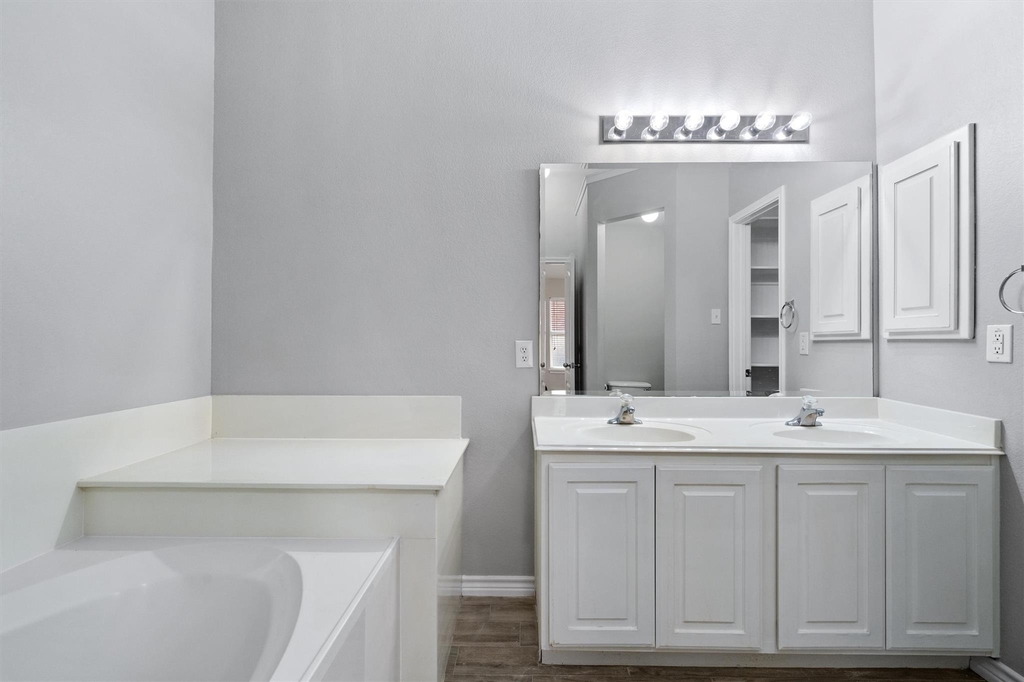 1083 Zeus Cir - Photo 17