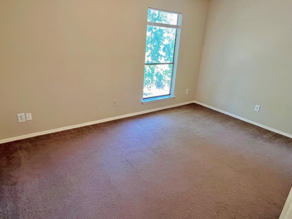112 Hillside Cv - Photo 12