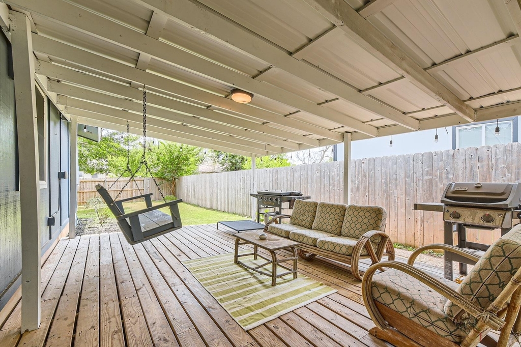 7905 Wycombe Dr - Photo 16