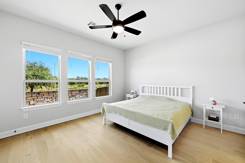 2702 Sebring Cir - Photo 14