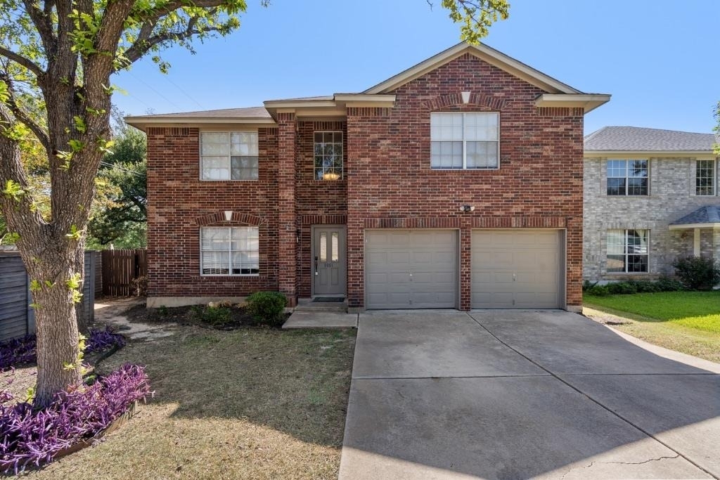 8001 Brienne Dr - Photo 1