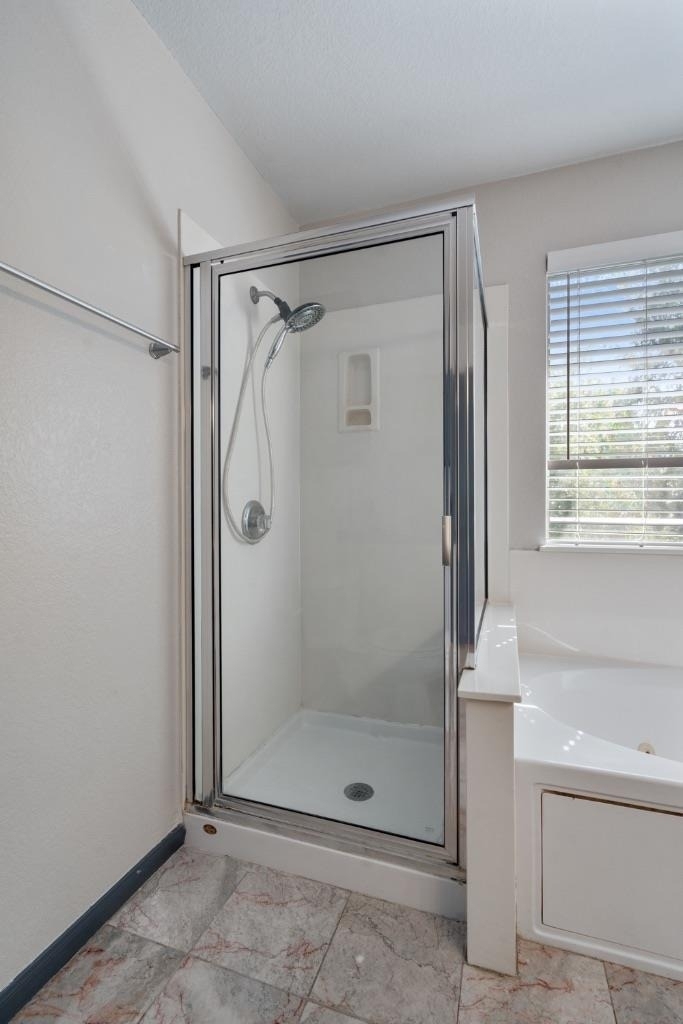 8001 Brienne Dr - Photo 21