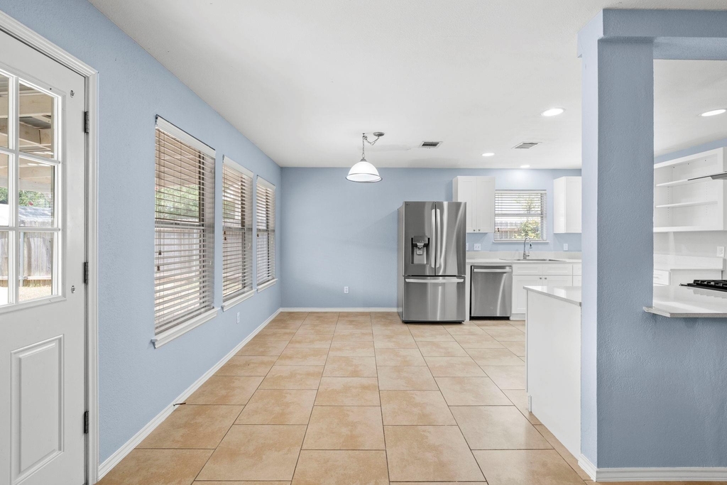 4015 Iriona Bnd - Photo 12