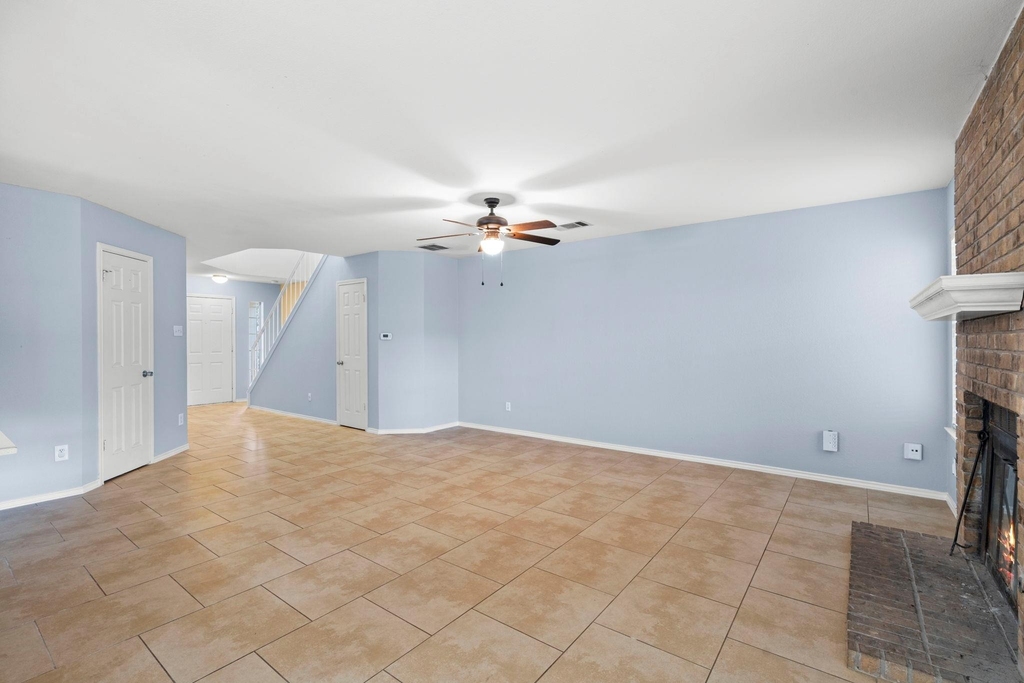 4015 Iriona Bnd - Photo 10