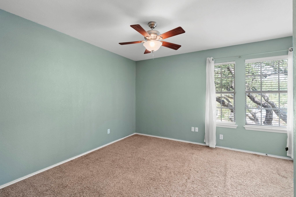 4015 Iriona Bnd - Photo 24