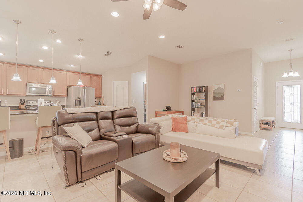 15816 Twin Creek Drive - Photo 7