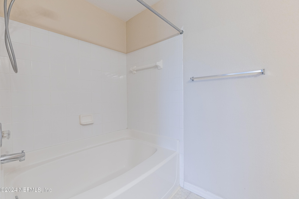 7800 Point Meadows Drive - Photo 18