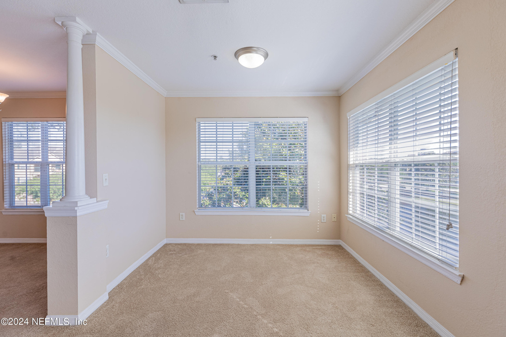 7800 Point Meadows Drive - Photo 8