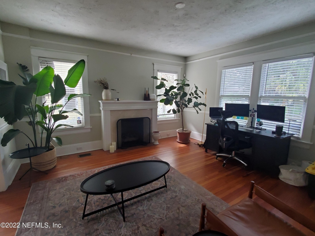 2846 Sydney Street - Photo 3