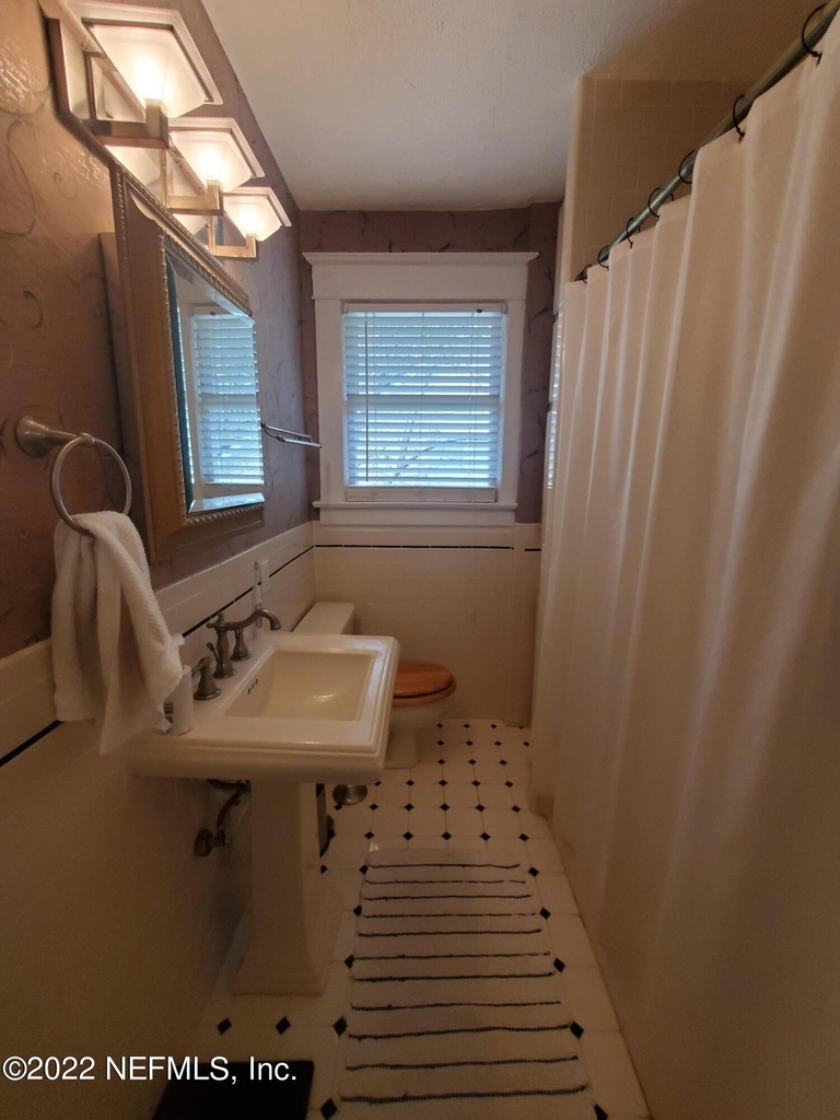 2846 Sydney Street - Photo 35
