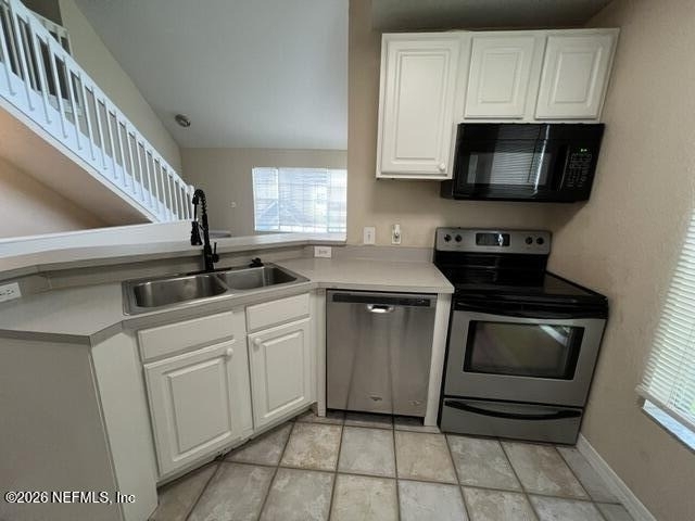 13700 Richmond Park Drive - Photo 7