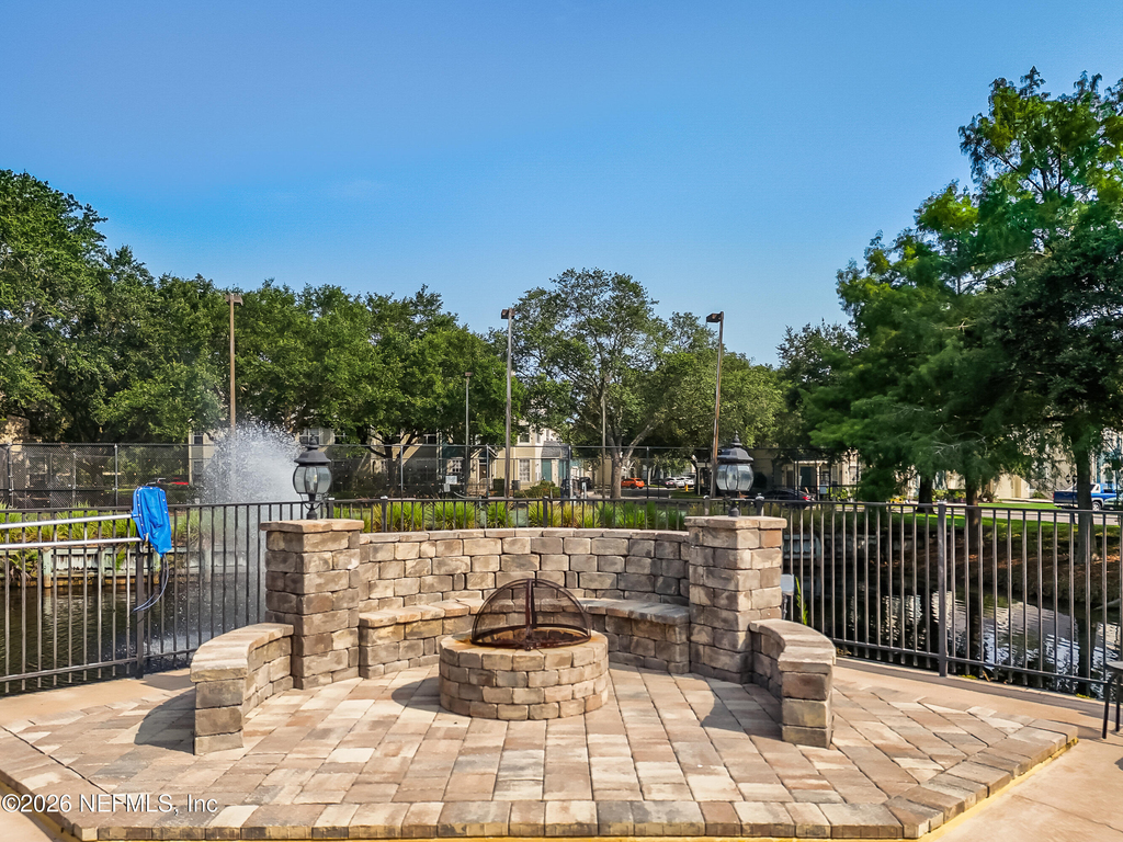 13703 Richmond Park Drive - Photo 30