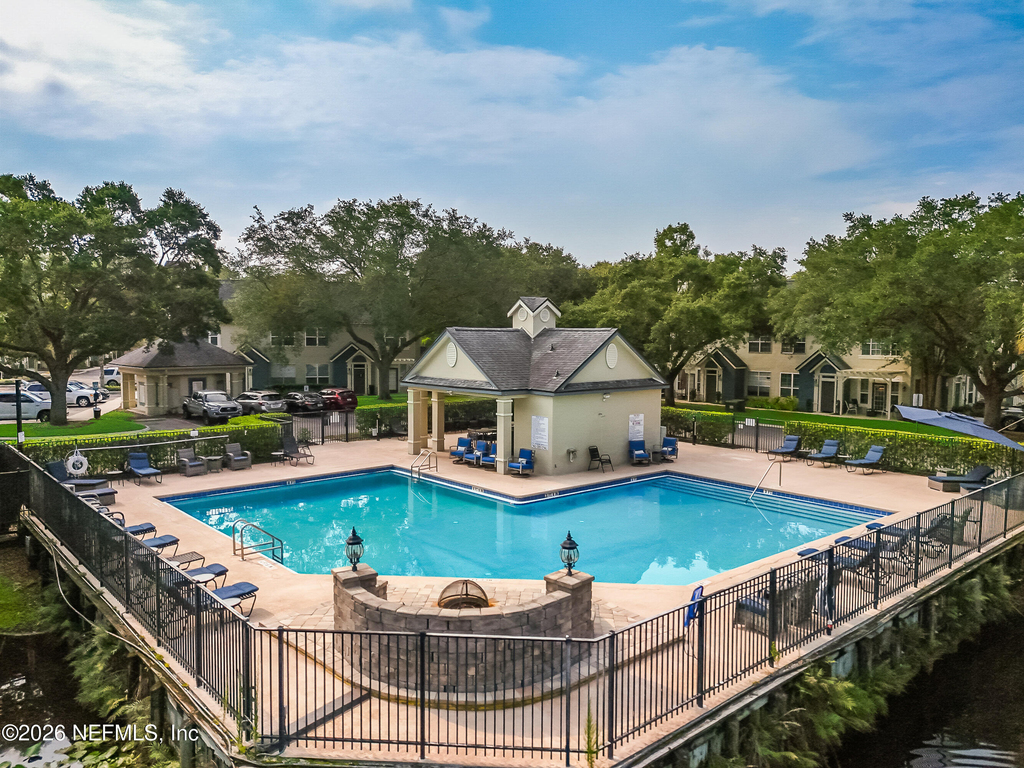 13703 Richmond Park Drive - Photo 27