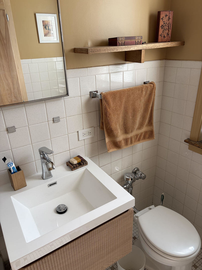 1210 W Jarvis Avenue - Photo 13