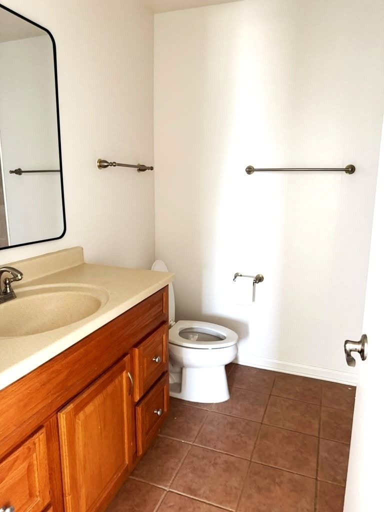 327 Wildberry Court - Photo 16