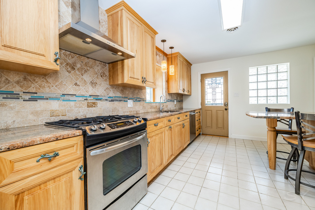 2334 S 10th Avenue - Photo 4