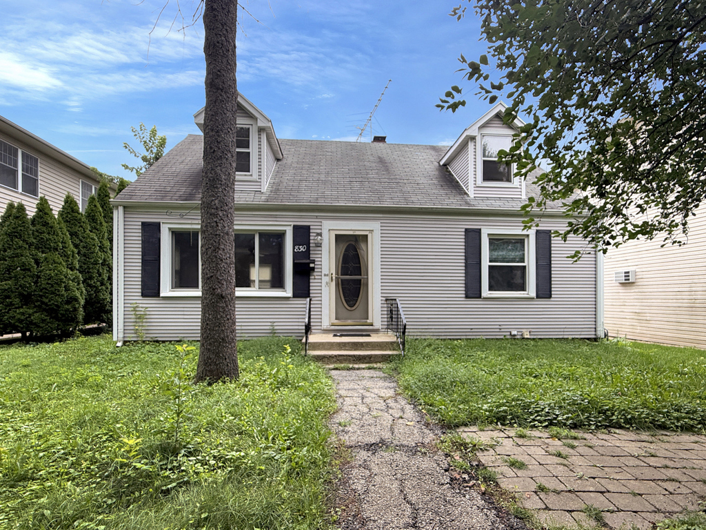 830 N Loomis Street - Photo 0