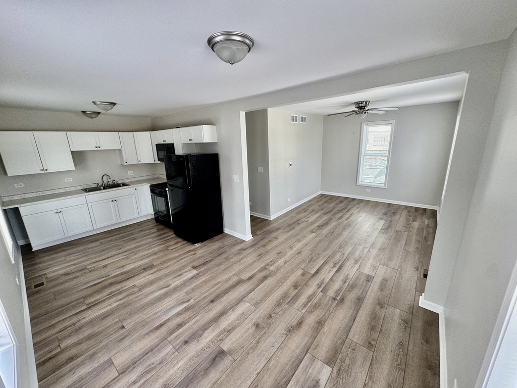 203 W Main Street - Photo 1