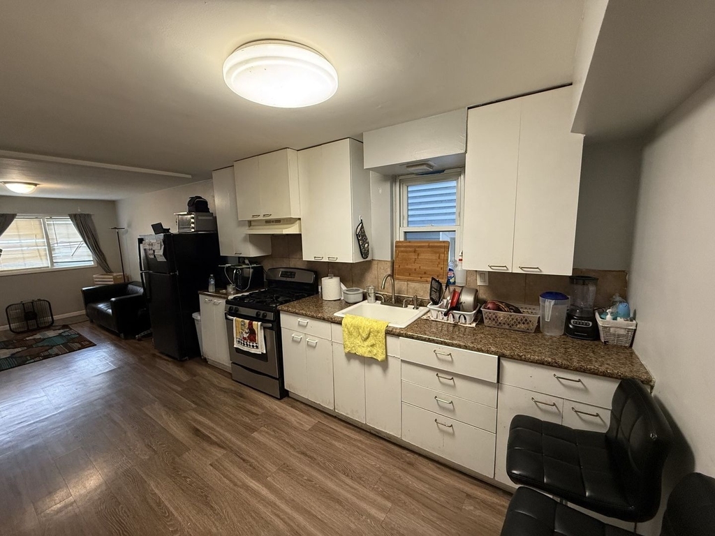 4812 S Elizabeth Street - Photo 9