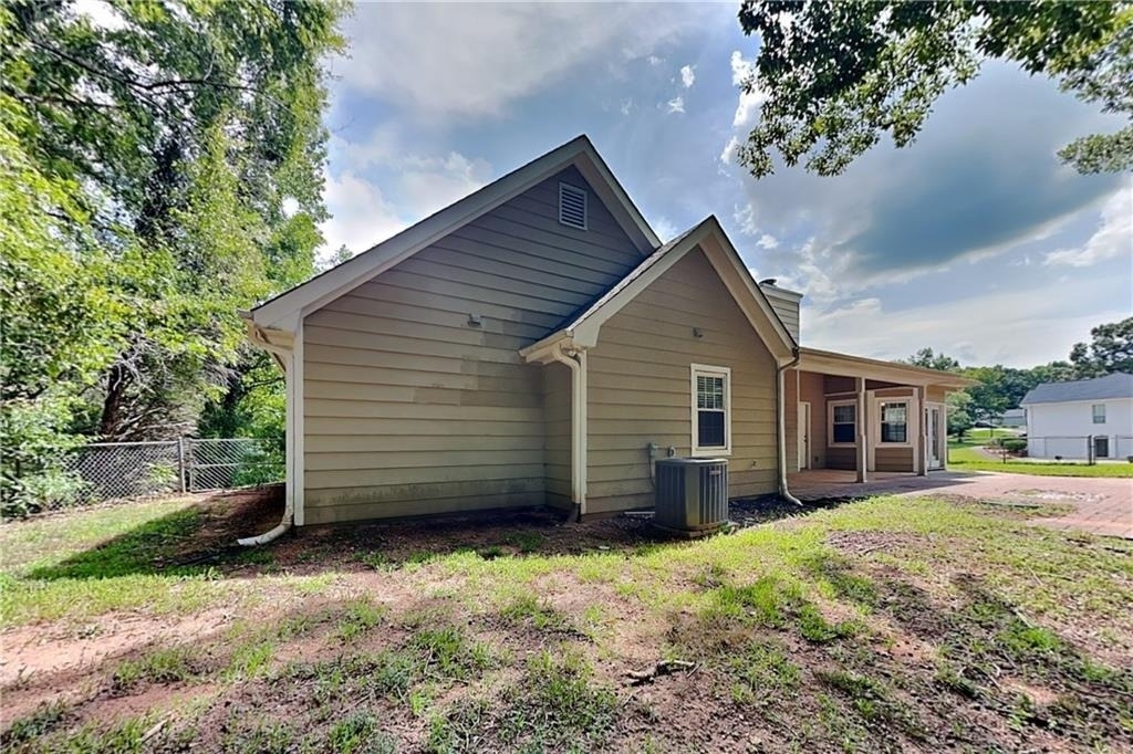 2630 Amber Creek Drive - Photo 17