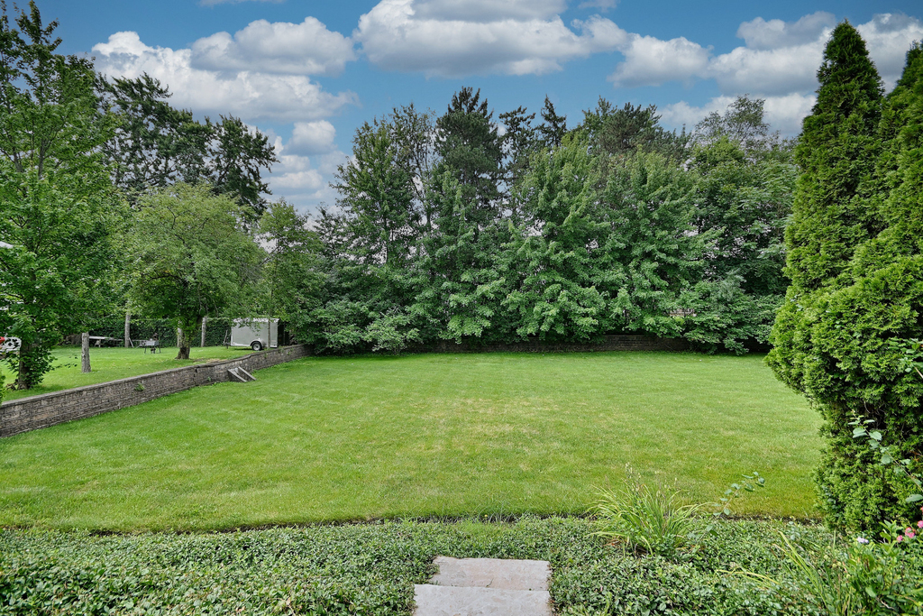 312 Felicia Court - Photo 6