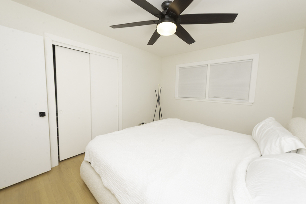 4030 N Mozart Street - Photo 13