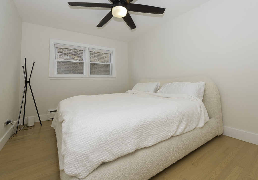 4030 N Mozart Street - Photo 14