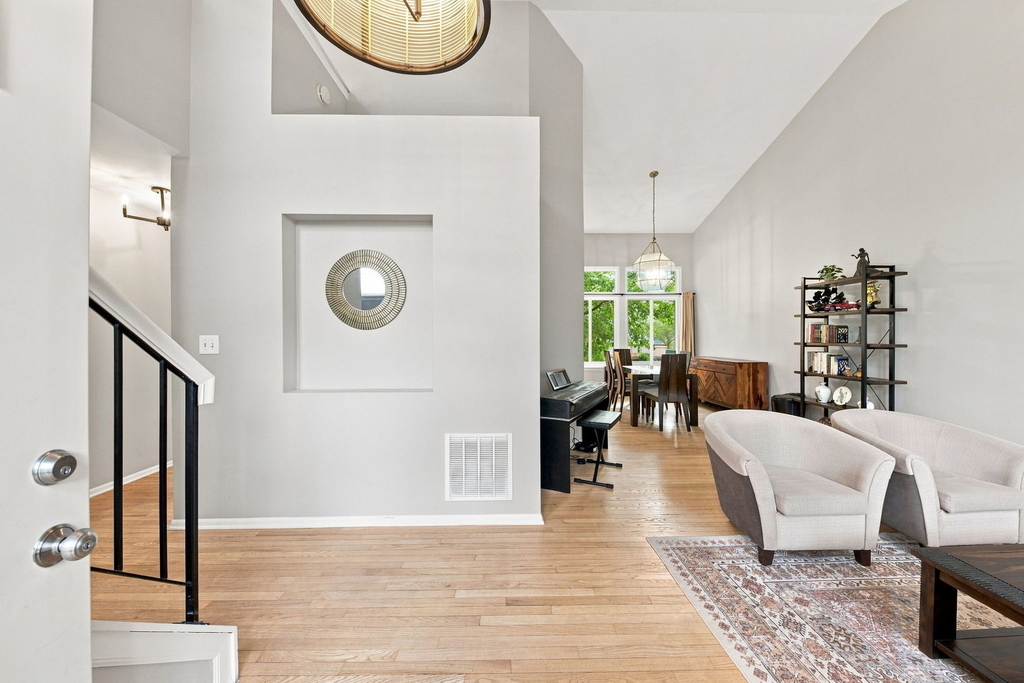 2052 Shady Grove Court - Photo 3