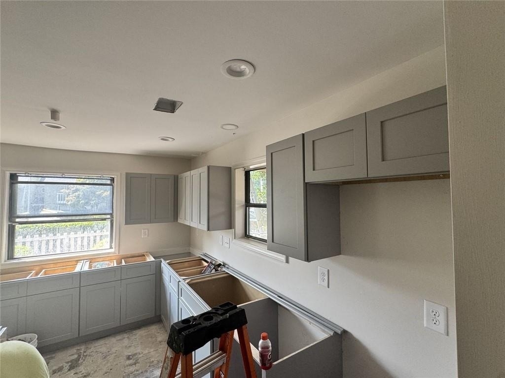 732 Hanover Lane Se - Photo 1