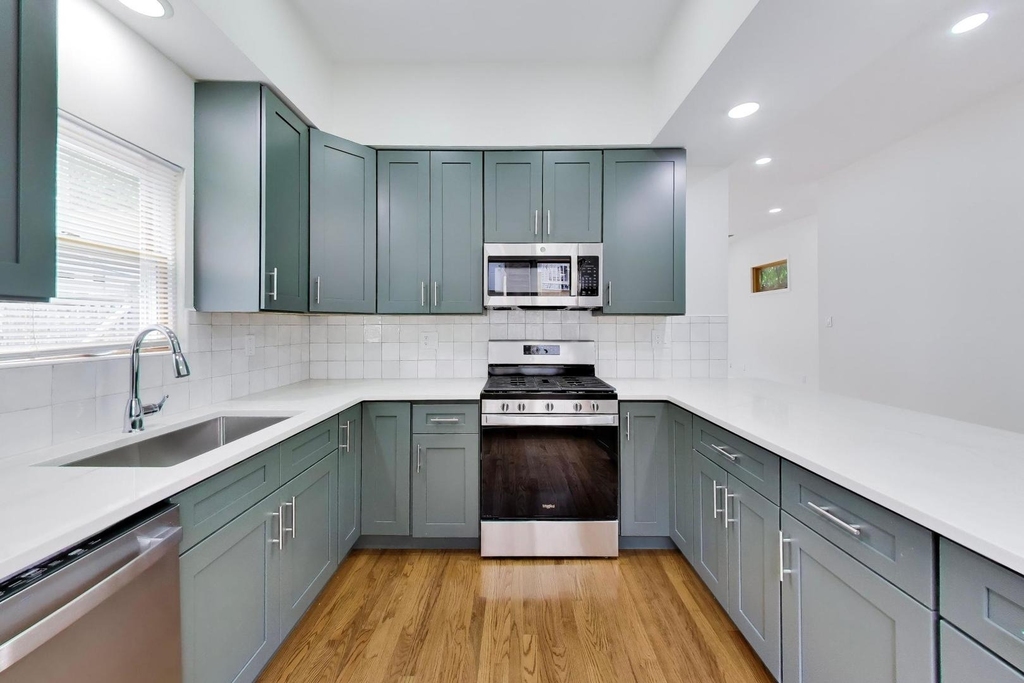 3308 N Racine Avenue - Photo 5