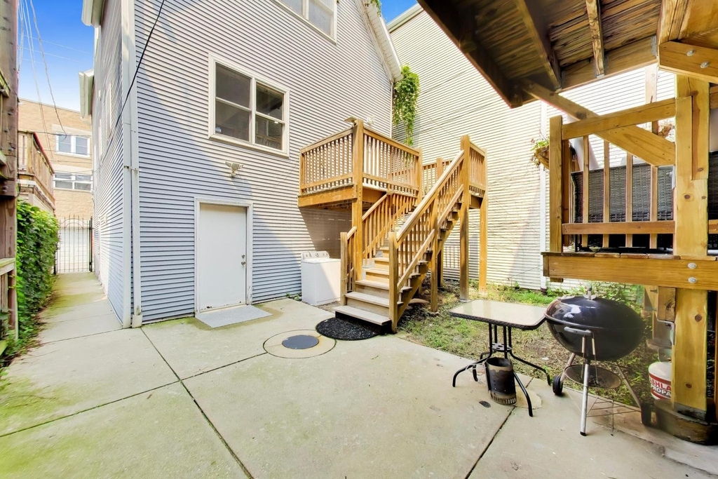 3308 N Racine Avenue - Photo 19