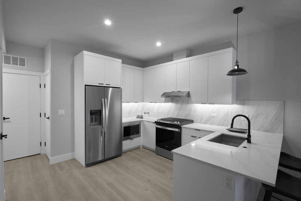 503 E Pershing Avenue - Photo 6