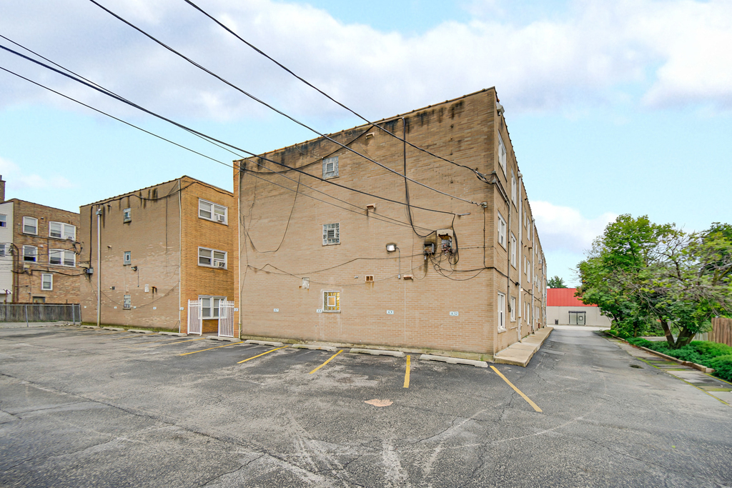 2342 W 111th Street - Photo 20