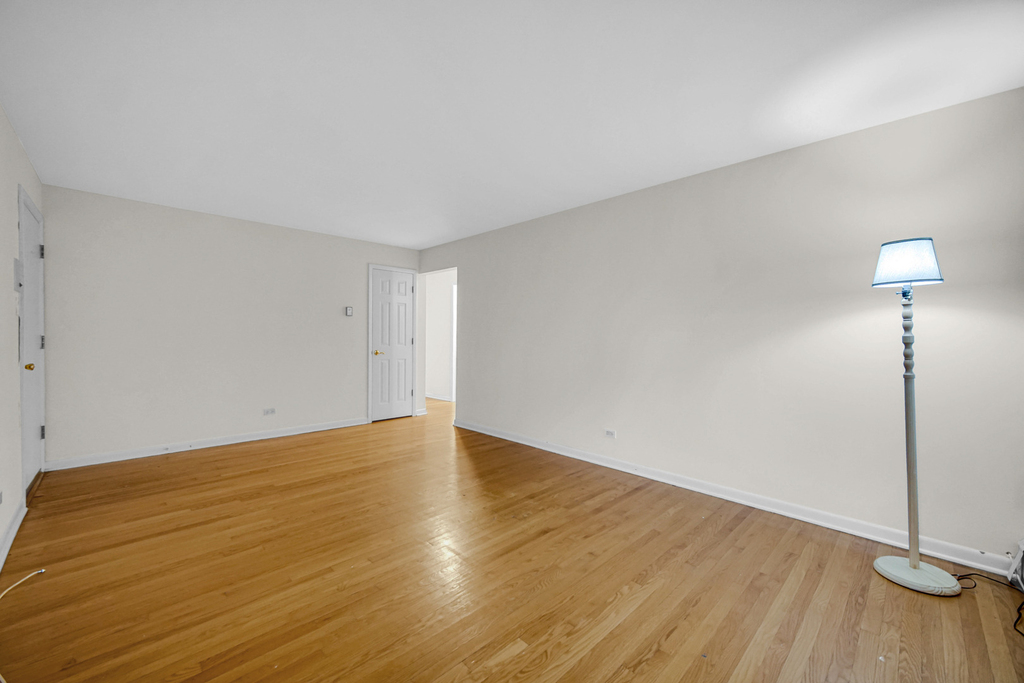 2342 W 111th Street - Photo 7
