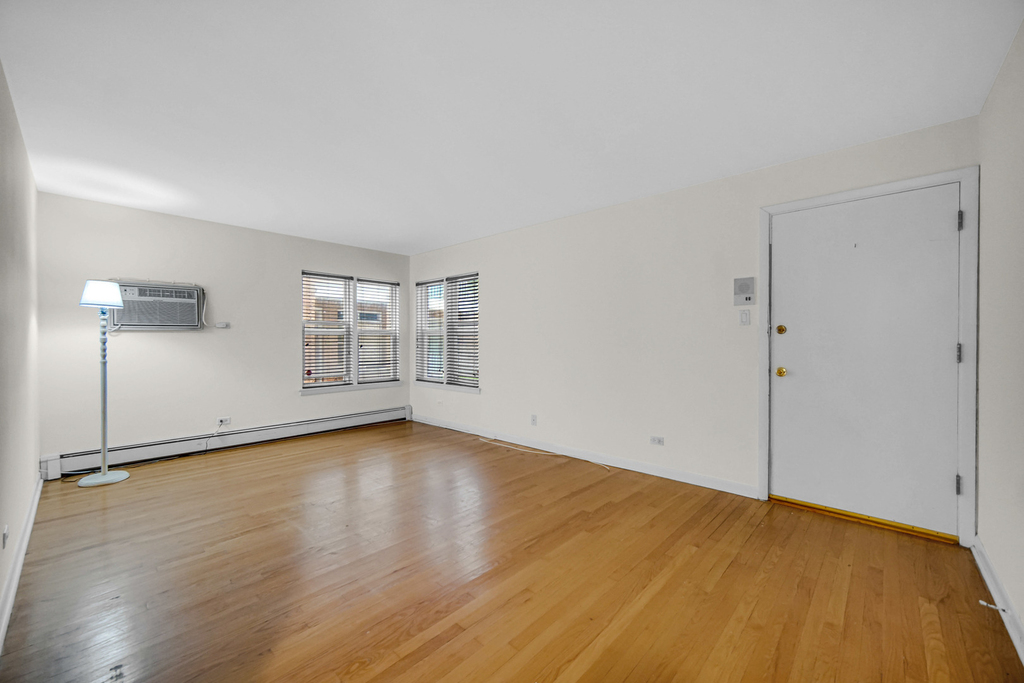 2342 W 111th Street - Photo 8