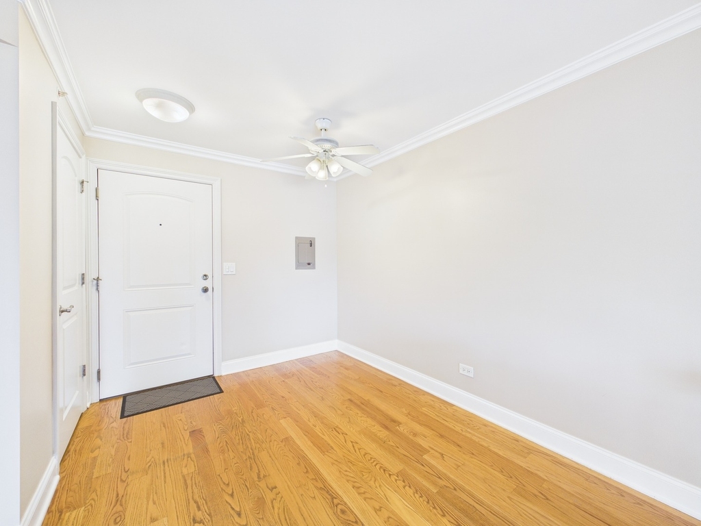 2210 S Goebbert Road - Photo 7