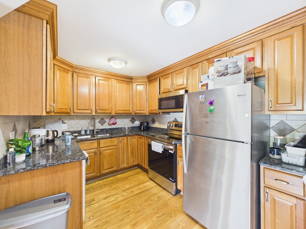 2210 S Goebbert Road - Photo 10