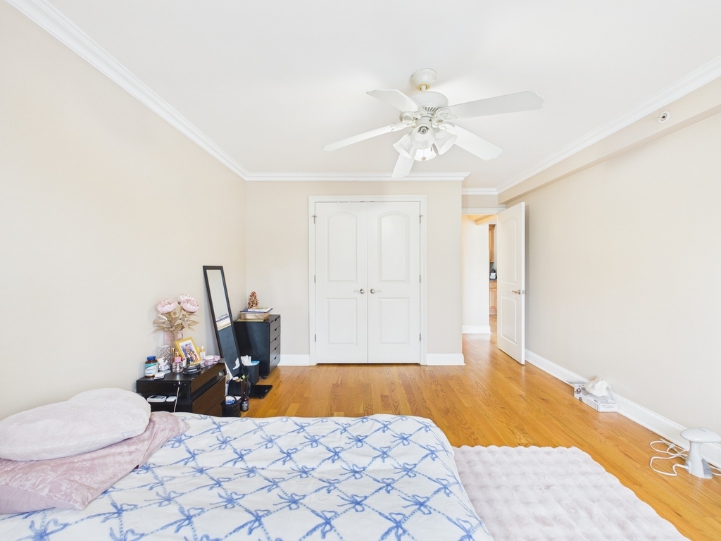 2210 S Goebbert Road - Photo 19