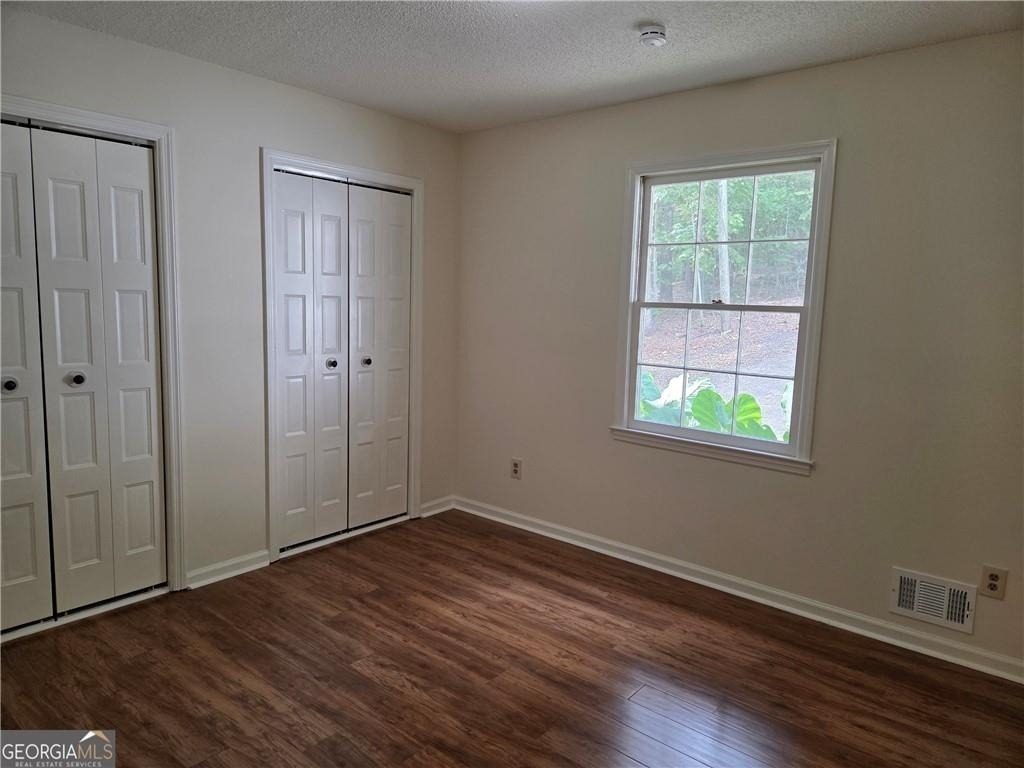 984 Overlook Drive - Photo 18