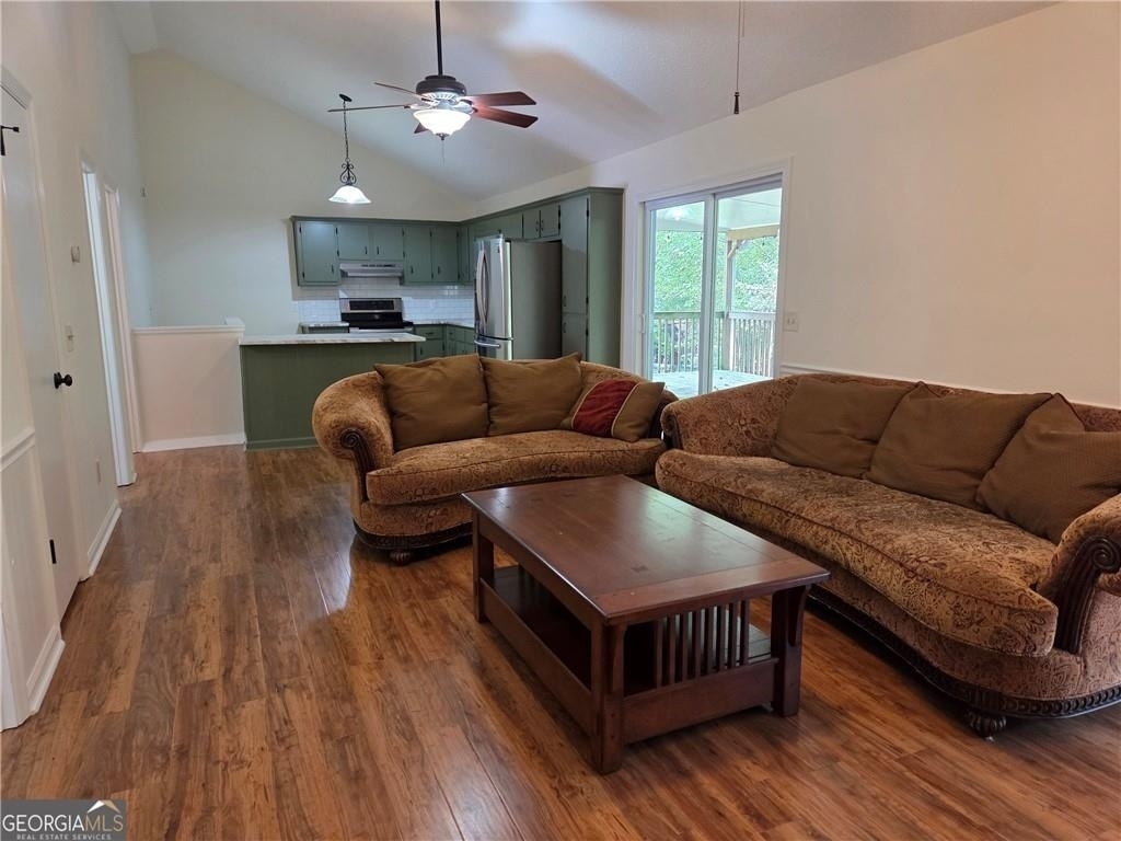 984 Overlook Drive - Photo 5