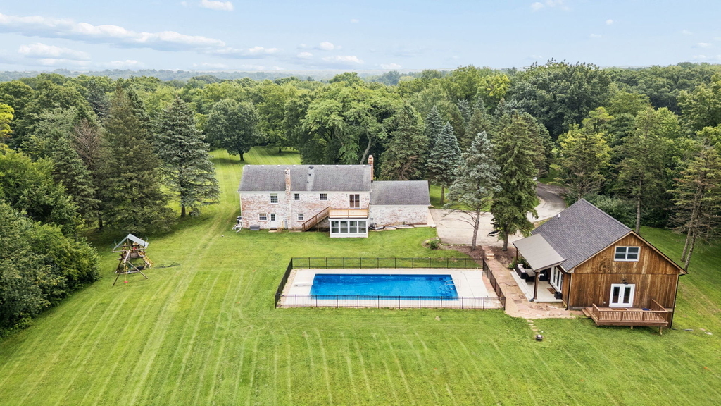 1n480 Indian Knoll Road - Photo 1