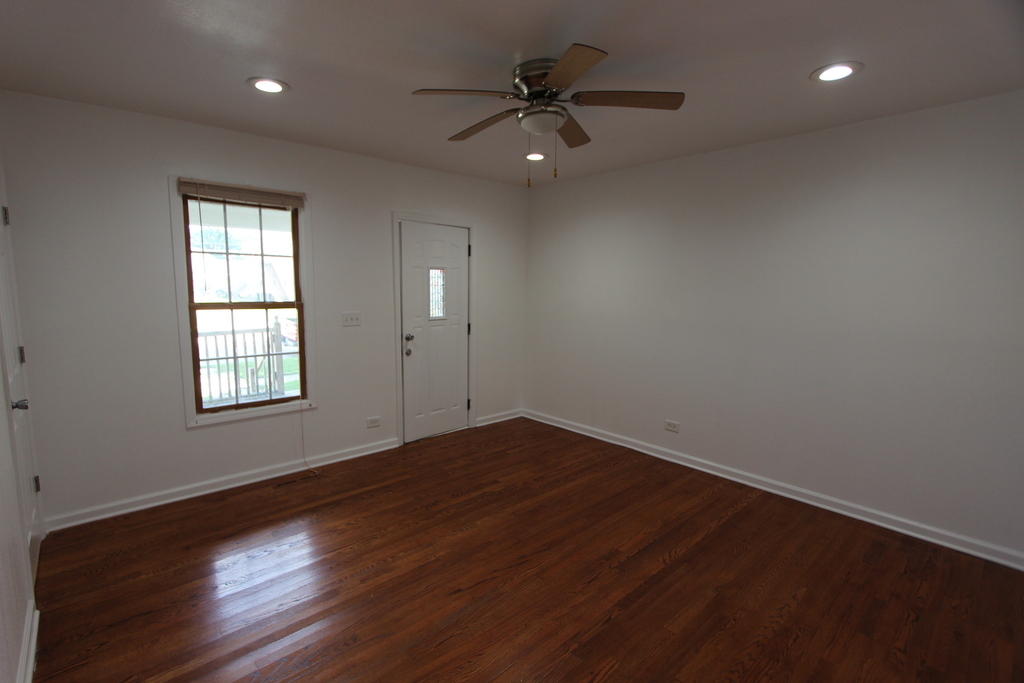 633 Whitney Boulevard - Photo 2