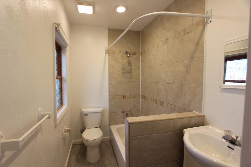 633 Whitney Boulevard - Photo 3