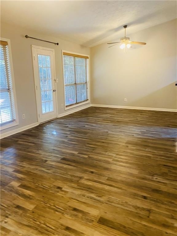 695 Paris Drive - Photo 6