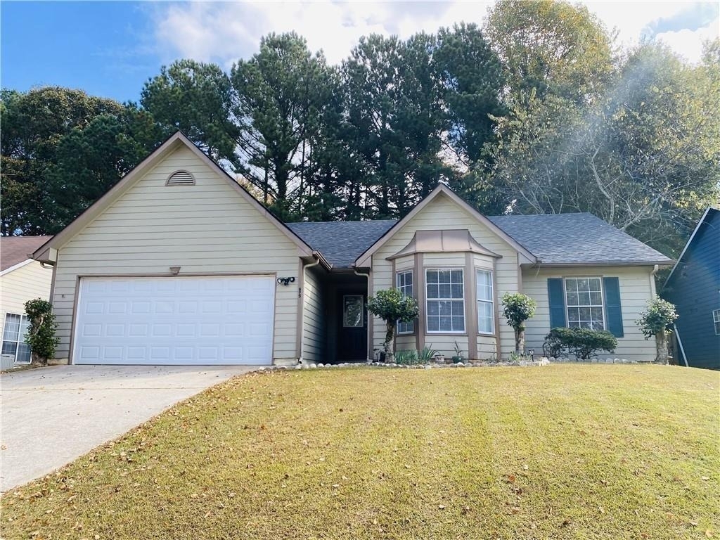 695 Paris Drive - Photo 0