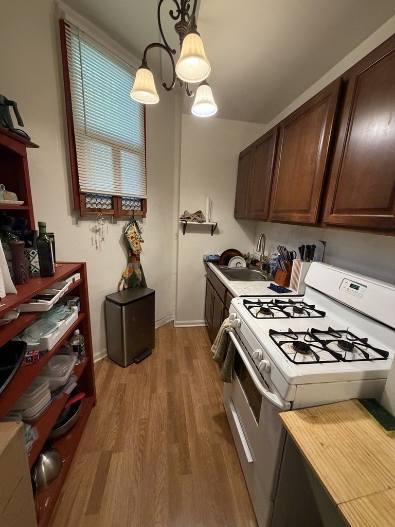 6225 N Francisco Avenue - Photo 3