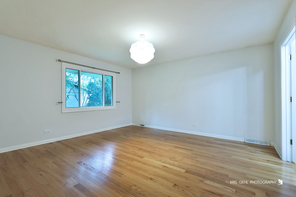 605 W Gilbert Road - Photo 9