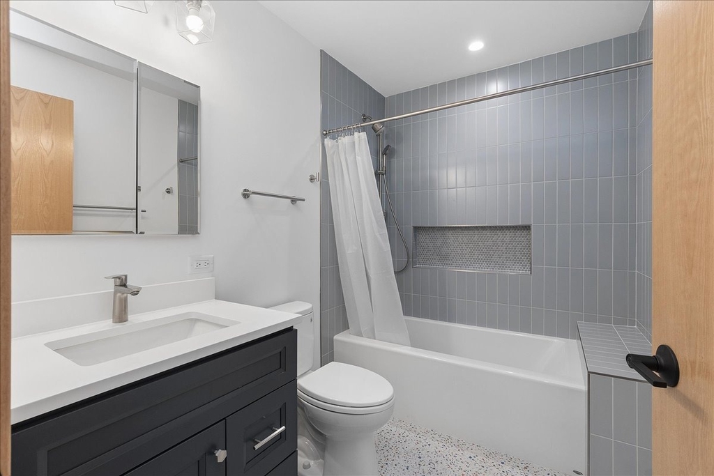 12405 S 75th Avenue - Photo 4